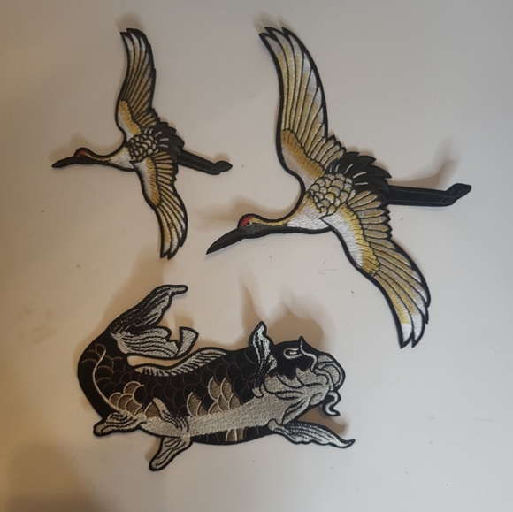 3 large patches - Picture 1 of 5